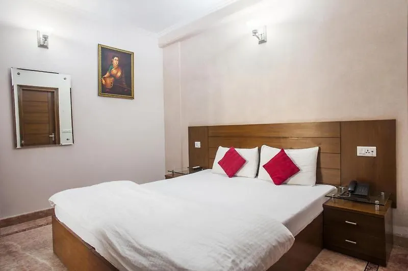 Indira International Inn Nuova Delhi